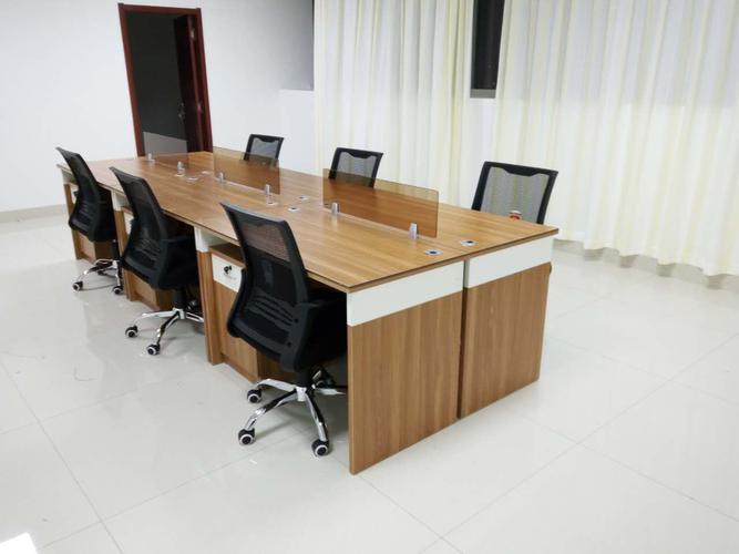 潍坊办公家具 办公桌 新款员工桌 多人组合屏风办公桌